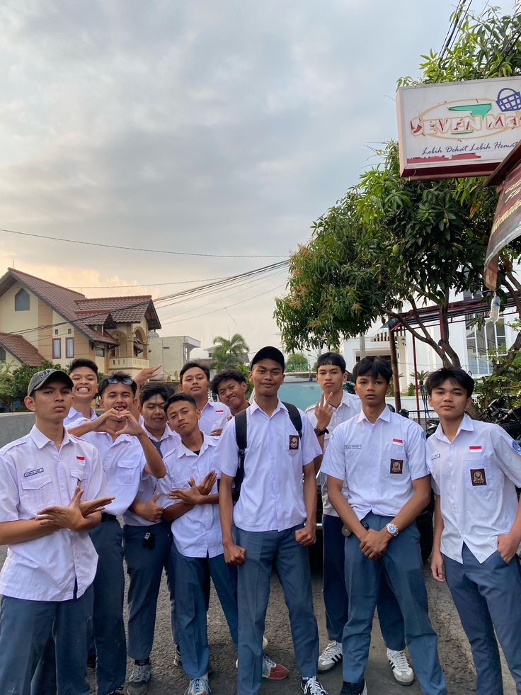 Visi SMA HARAPAN JAYA JAKARTA